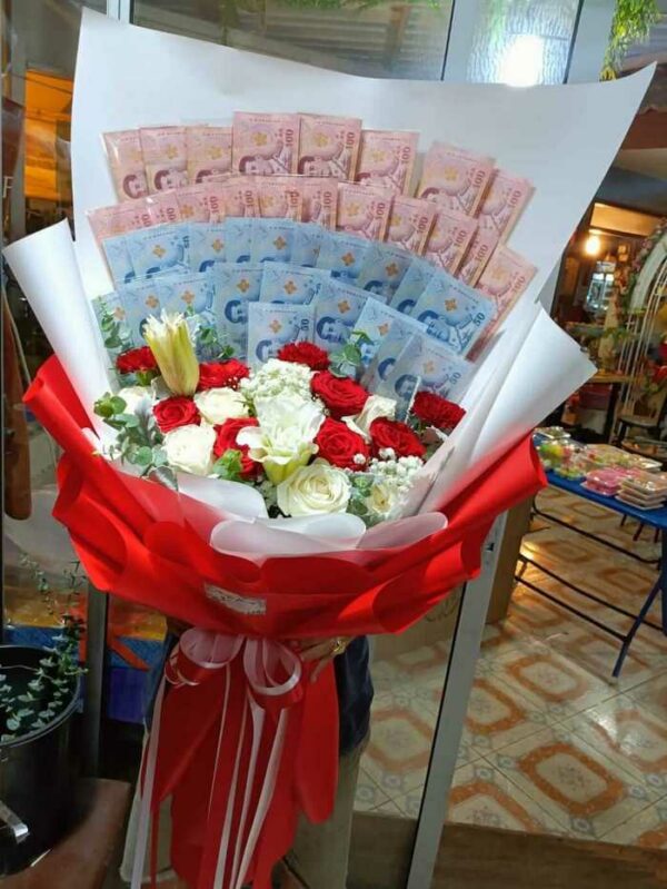 15 Roses bouquet + 3000 THB - Flower Delivery in Phuket