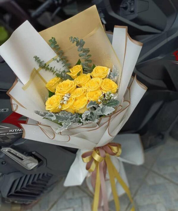 12 Premium Yellow Roses - Flower Delivery Phuket