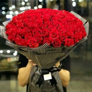 Perfect Red - 100 Roses bouquet from Florist-Phuket