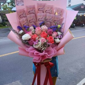 Bouquet of Flower and Thai Money (15 Roses + 1000 THB)