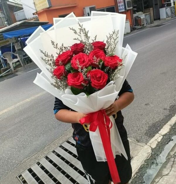 Happy Love bouquet (9 Red Roses) - Valentine's day - Image 2
