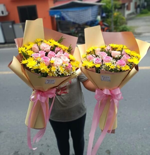 Tropical Summer bouquet - Image 2